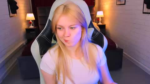 Grace Glamour online show from February 25, 2025, 12:03 pm