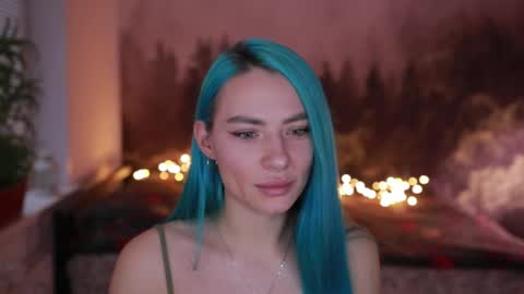 Snapshot of gracegreen chatting on December 20, 2025, 10:44 am I will be glad to see you 30 N 1800 - 2300 gmt3 online show from December 20, 2025, 10:44 am