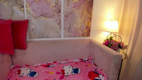 Snapshot of gracieave chatting on November 10, 2025, 1:48 am gracieave online show from November 10, 2025, 1:48 am