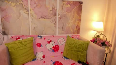 Snapshot of gracieave chatting on November 18, 2025, 1:22 am gracieave online show from November 18, 2025, 1:22 am