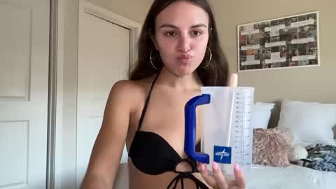 Snapshot of graciesmith27 chatting on May 28, 2026, 9:12 pm Gracie Smith online show from May 28, 2026, 9:12 pm