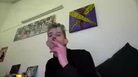 Snapshot of graff4 chatting on December 25, 2024, 6:52 pm Smallcom online show from December 25, 2024, 6:52 pm