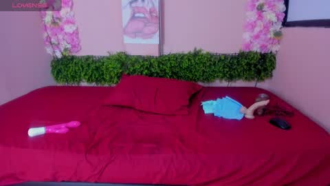 Mi Name is violeta  online show from March 8, 2025, 4:34 am