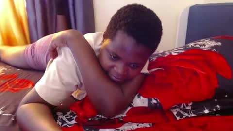 Snapshot of grannylover_ chatting on February 12, 2025, 12:22 pm grannylover_ online show from February 12, 2025, 12:22 pm