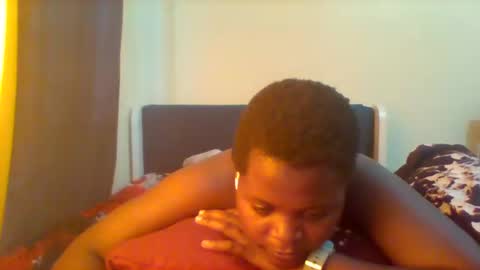 Snapshot of grannylover_ chatting on February 18, 2025, 1:00 pm grannylover_ online show from February 18, 2025, 1:00 pm