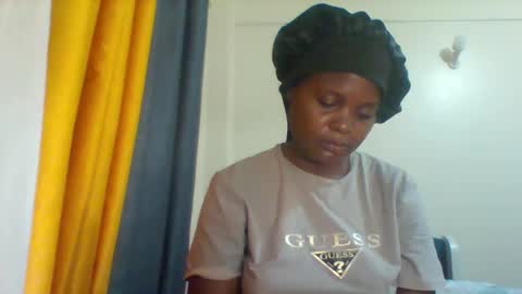 Snapshot of grannylover_ chatting on February 25, 2025, 2:36 am grannylover_ online show from February 25, 2025, 2:36 am