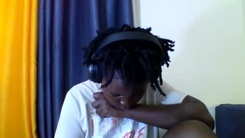 Snapshot of grannylover_ chatting on September 29, 2025, 5:12 am grannylover_ online show from September 29, 2025, 5:12 am