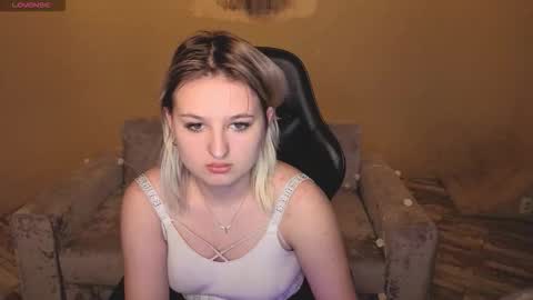 grase_neon online show from February 6, 2026, 11:02 am