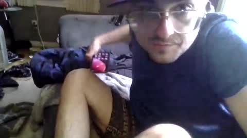 Snapshot of gratiotony chatting on June 21, 2026, 8:55 pm Get US to 1000 you wont be disapointed online show from June 21, 2026, 8:55 pm