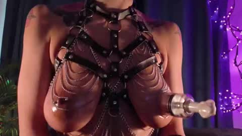 Snapshot of grayce_blossoms24 chatting on January 13, 2026, 10:26 pm grayce blossoms24 online show from January 13, 2026, 10:26 pm