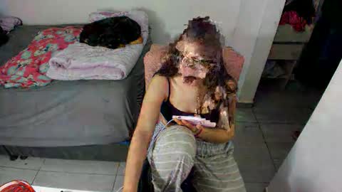 GreciaRuiz online show from April 29, 2026, 1:21 am