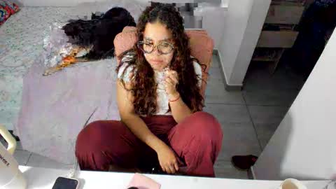 GreciaRuiz online show from June 8, 2026, 1:28 am