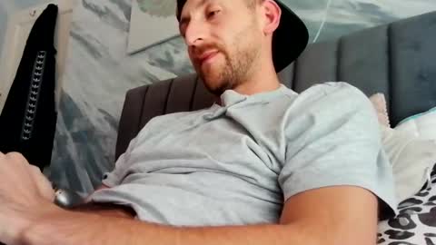 greendiamon online show from October 27, 2025, 9:57 am