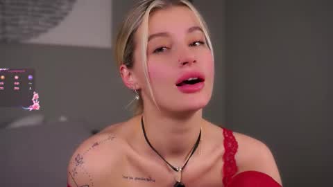 Kelly online show from February 5, 2026, 1:38 pm