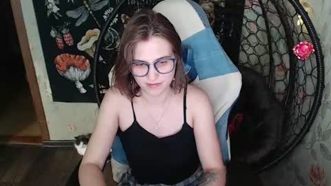 Snapshot of greenwitch9 chatting on June 15, 2026, 10:17 am Lina online show from June 15, 2026, 10:17 am