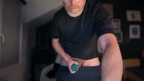 Snapshot of greggy92 chatting on March 13, 2026, 10:27 pm greggy92 online show from March 13, 2026, 10:27 pm