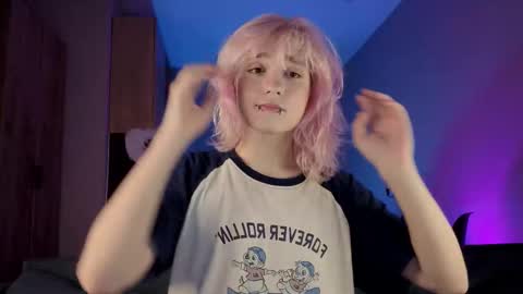 Greg-independent model online show from February 5, 2026, 8:35 pm