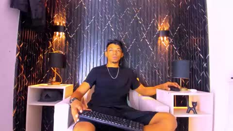 Snapshot of gregory_sforza chatting on September 17, 2025, 12:29 pm GregorySforza online show from September 17, 2025, 12:29 pm