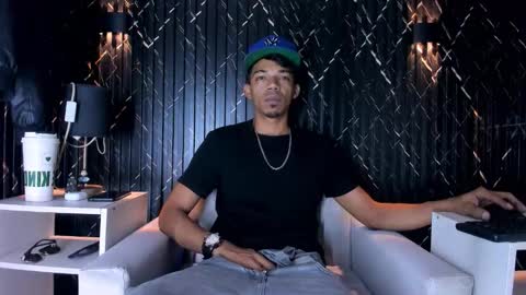 Snapshot of gregory_sforza chatting on October 8, 2025, 11:41 am GregorySforza online show from October 8, 2025, 11:41 am