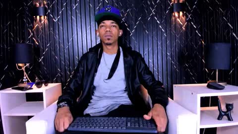 Snapshot of gregory_sforza chatting on October 23, 2025, 12:15 pm GregorySforza online show from October 23, 2025, 12:15 pm