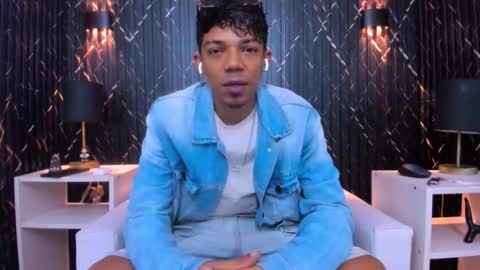 Snapshot of gregory_sforza chatting on November 11, 2025, 12:27 pm GregorySforza online show from November 11, 2025, 12:27 pm