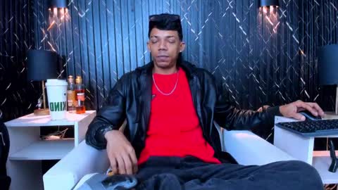 Snapshot of gregory_sforza chatting on November 20, 2025, 12:16 pm GregorySforza online show from November 20, 2025, 12:16 pm