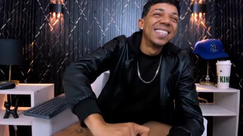 Snapshot of gregory_sforza chatting on November 22, 2025, 2:27 pm GregorySforza online show from November 22, 2025, 2:27 pm