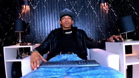 Snapshot of gregory_sforza chatting on January 13, 2026, 7:41 pm GregorySforza online show from January 13, 2026, 7:41 pm