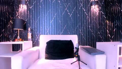 Snapshot of gregory_sforza chatting on February 19, 2026, 9:00 pm GregorySforza online show from February 19, 2026, 9:00 pm