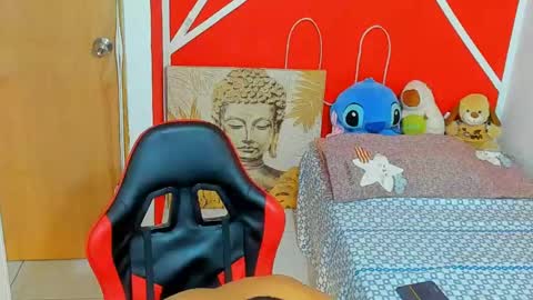 Snapshot of gregoryterryx chatting on May 1, 2026, 11:42 pm Gregory online show from May 1, 2026, 11:42 pm
