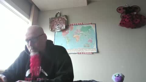 Snapshot of gregrev chatting on October 7, 2025, 10:29 pm gregrev online show from October 7, 2025, 10:29 pm