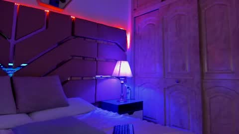greidy_baker online show from June 13, 2026, 2:42 am