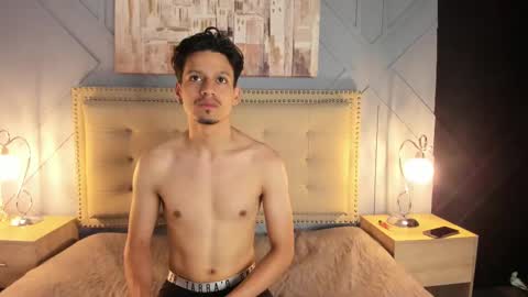 Snapshot of gremory_and_redlin69 chatting on February 21, 2025, 7:43 pm Gremory - Redlin online show from February 21, 2025, 7:43 pm