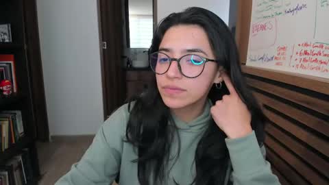 Greta online show from April 17, 2026, 10:24 pm