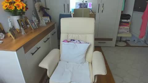 GretaMilf online show from June 21, 2026, 5:37 pm