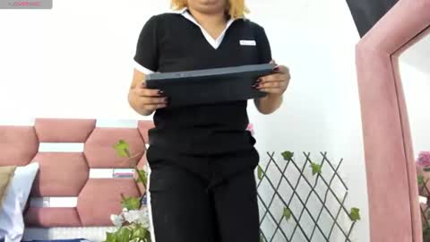 Snapshot of grettarouse chatting on June 10, 2026, 8:19 pm GRETA online show from June 10, 2026, 8:19 pm
