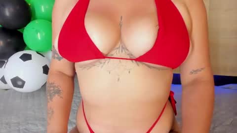 Snapshot of grettarouse chatting on June 16, 2026, 6:32 pm GRETA online show from June 16, 2026, 6:32 pm