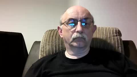 Snapshot of grey_dom chatting on December 1, 2024, 4:40 pm Master Sir online show from December 1, 2024, 4:40 pm