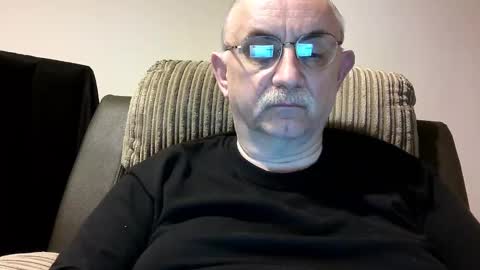 Snapshot of grey_dom chatting on December 27, 2024, 7:14 pm Master Sir online show from December 27, 2024, 7:14 pm