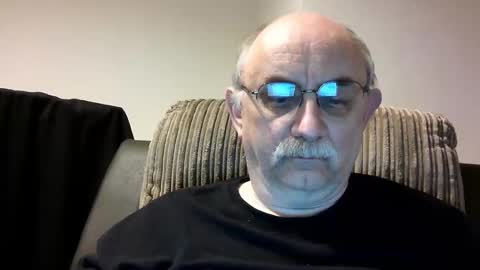 Snapshot of grey_dom chatting on February 17, 2025, 10:47 pm Master Sir online show from February 17, 2025, 10:47 pm