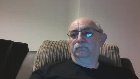 Snapshot of grey_dom chatting on October 13, 2025, 10:32 pm Master Sir online show from October 13, 2025, 10:32 pm