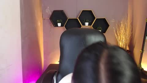 Snapshot of greys_ath chatting on September 16, 2025, 4:13 am greys online show from September 16, 2025, 4:13 am