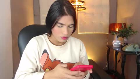 Snapshot of greys_ath chatting on November 27, 2025, 4:14 am greys online show from November 27, 2025, 4:14 am