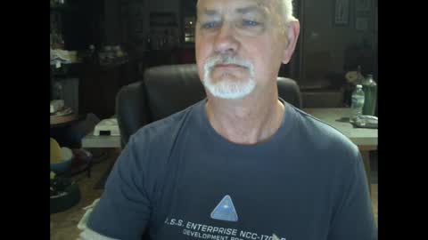 Snapshot of greystone844 chatting on January 29, 2025, 1:07 pm David online show from January 29, 2025, 1:07 pm