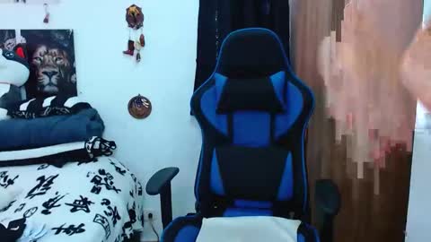 griego01 online show from February 12, 2025, 7:56 pm