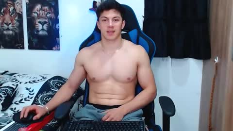 Snapshot of griego01 chatting on February 28, 2025, 4:43 am griego01 online show from February 28, 2025, 4:43 am