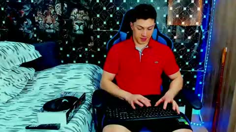 Snapshot of griego01 chatting on July 2, 2026, 4:35 pm griego01 online show from July 2, 2026, 4:35 pm