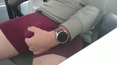 Griesie online show from November 7, 2025, 11:32 am