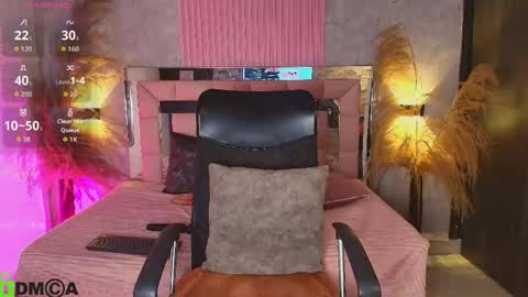 Snapshot of griselle_rousse chatting on June 4, 2026, 11:33 pm online show from June 4, 2026, 11:33 pm