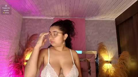 Snapshot of griselle_rousse chatting on June 6, 2026, 12:10 pm online show from June 6, 2026, 12:10 pm